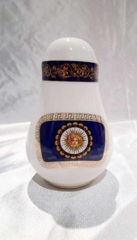Salt shaker with embossed detail
